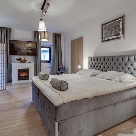 퓨지네 Sobe "Ela" B&B 외부 사진